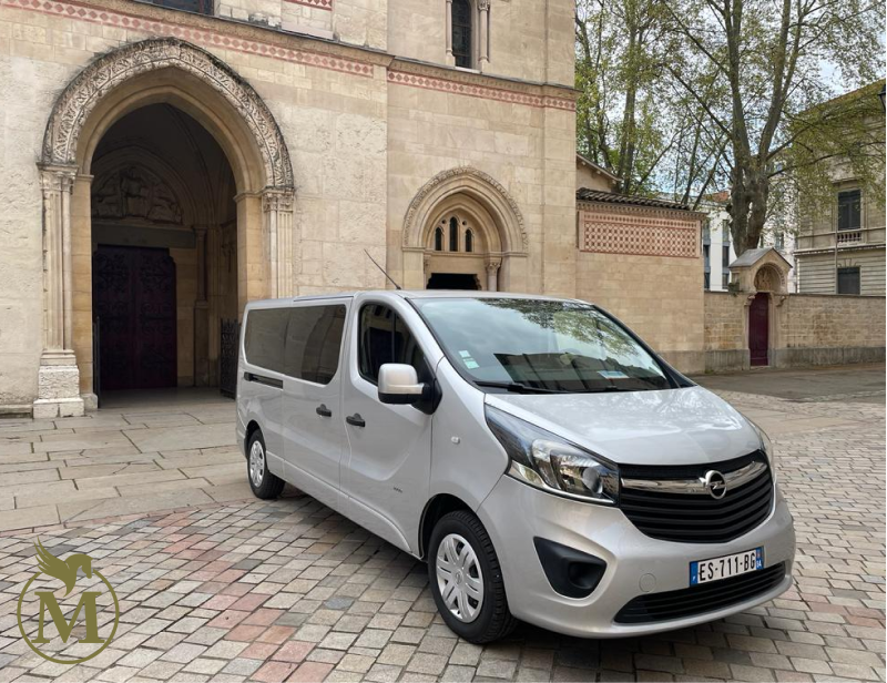 véhicule transport services funéraires lyon